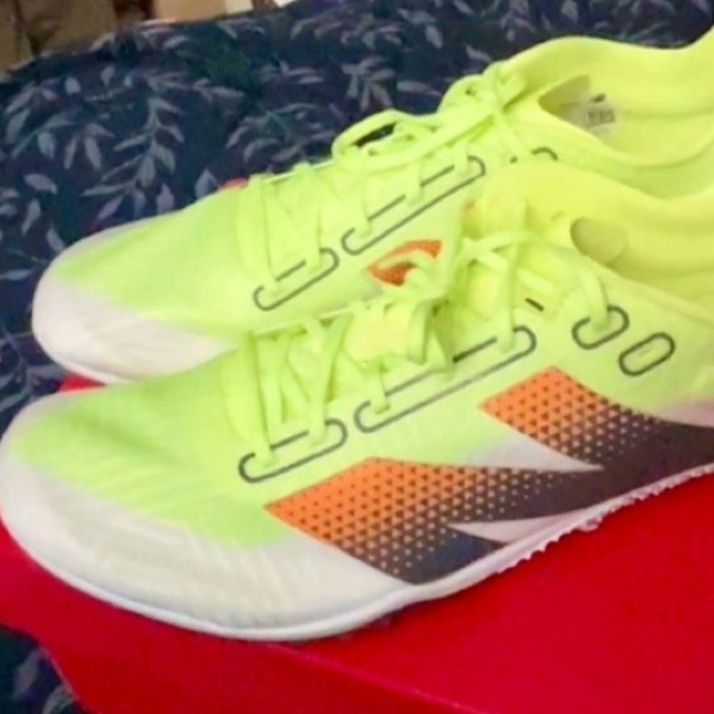 NB FuelCell SD100 V5 Track & Field Shoes M12 W13.5 Spikes Soccer Cleats FB NEW